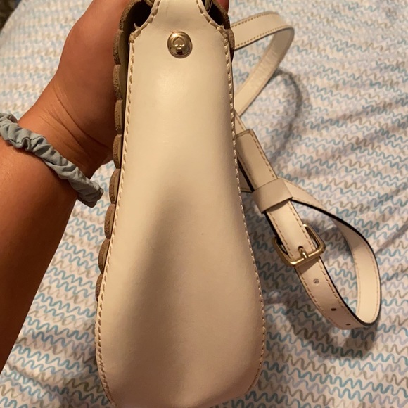 Kate Spade Scalloped Crossbody - Picture 3 of 10